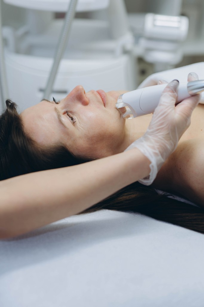 lpg endermologie facial in process